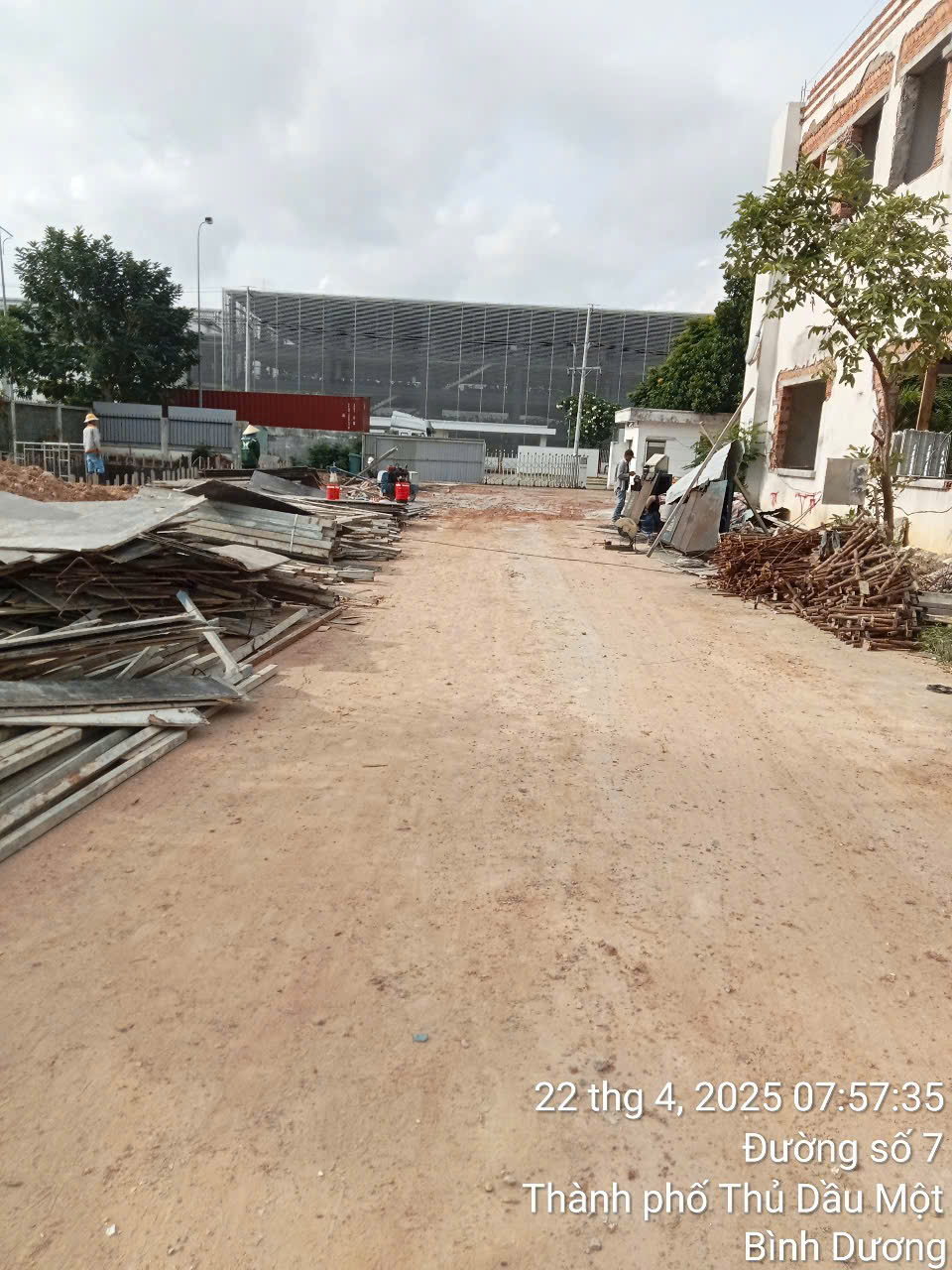 NHÀ XƯỞNG CÔNG TY LÝ TƯỞNG