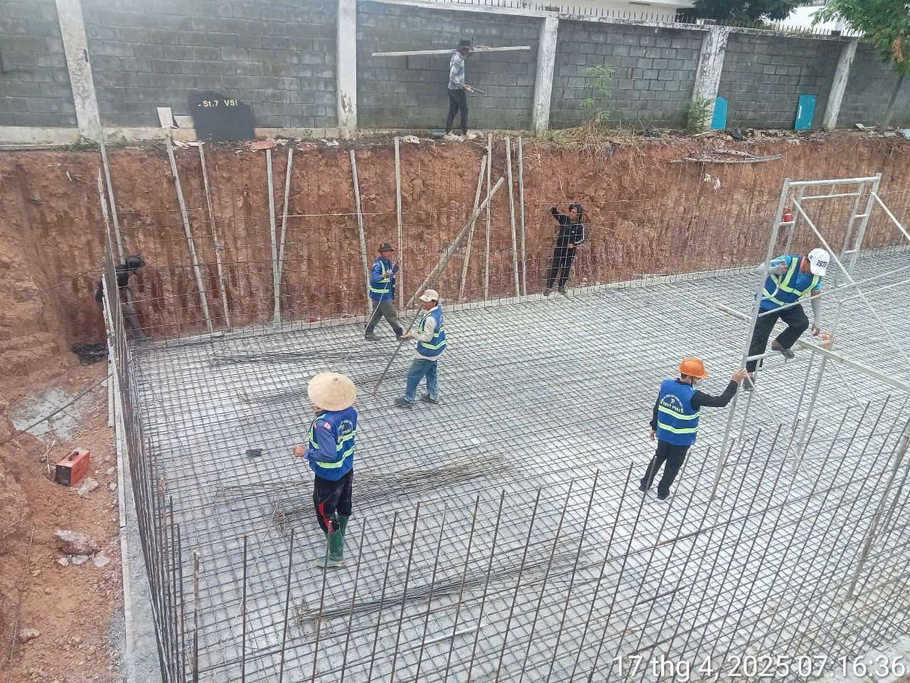 NHÀ XƯỞNG CÔNG TY LÝ TƯỞNG